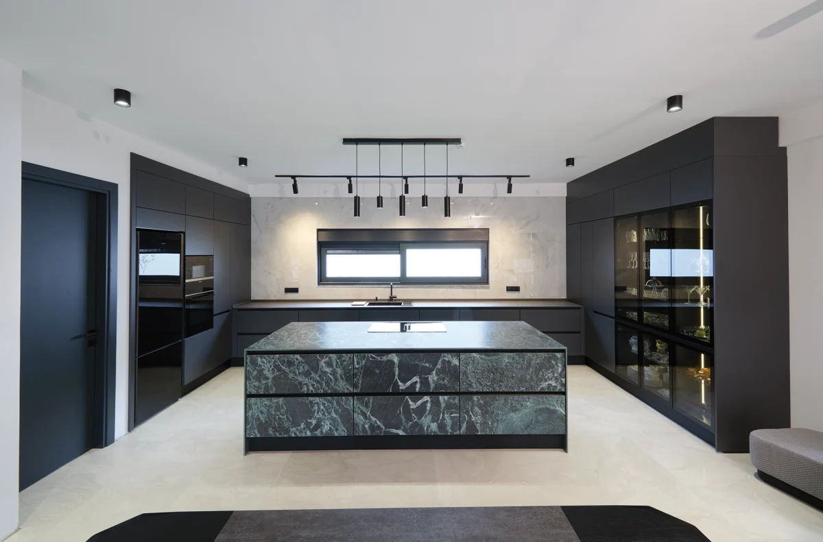 stone-kitchen-13