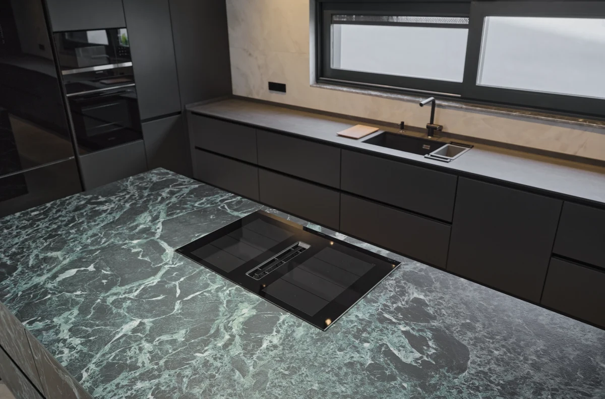 stone-kitchen-22